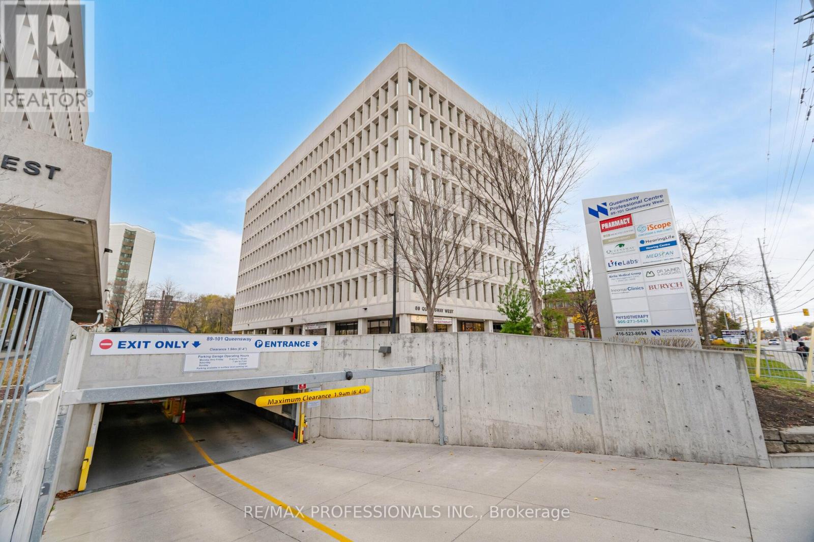 604 - 89 Queensway Property Photo 22