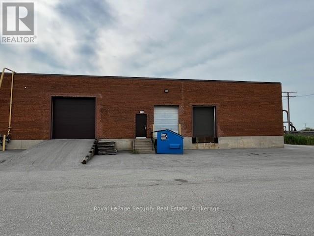 575 Fenmar Drive Property Photo 3