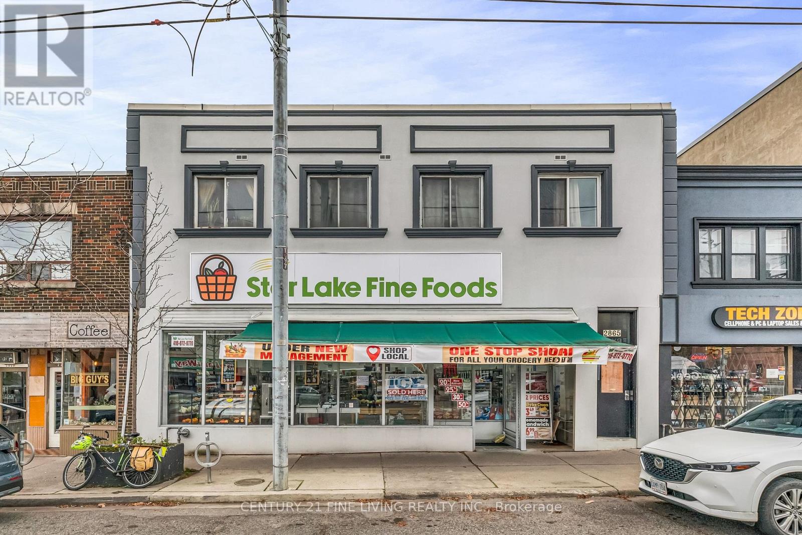 2865 LAKE SHORE BOULEVARD Property Photo 1