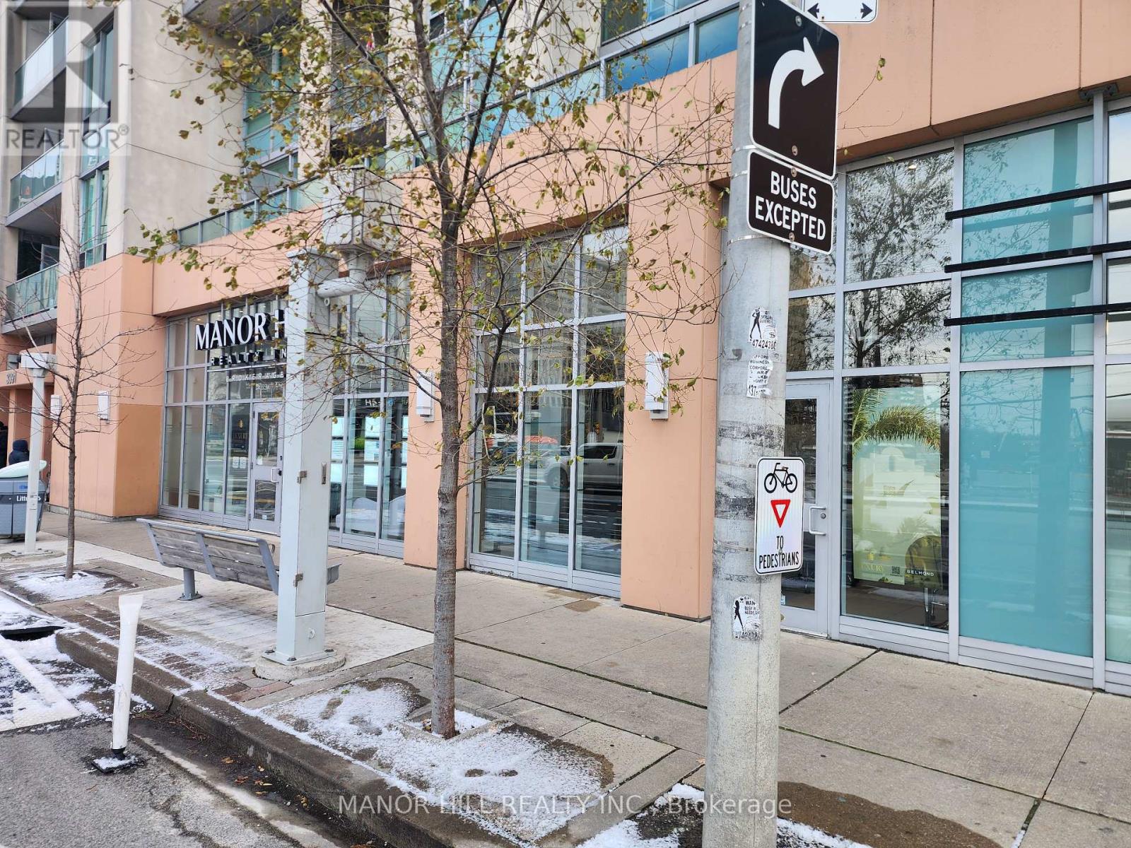 6,7&13 - 3391 Bloor Street W Property Photo 2