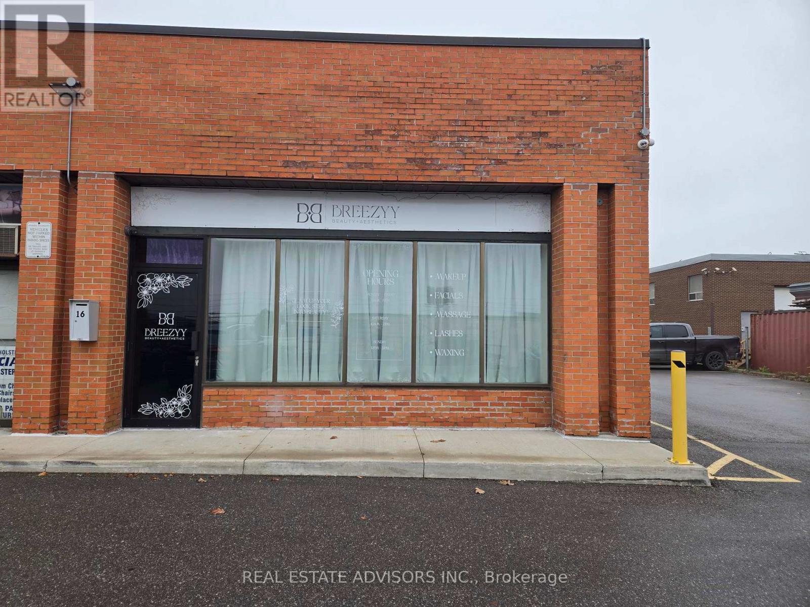 16 - 4801 Steeles Avenue W Property Photo 1