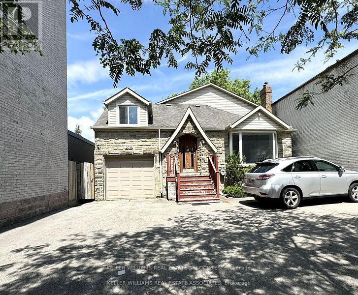 270 Lakeshore Road E Property Photo 18