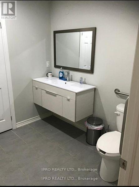 32 Sky Harbour Drive Property Photo 12