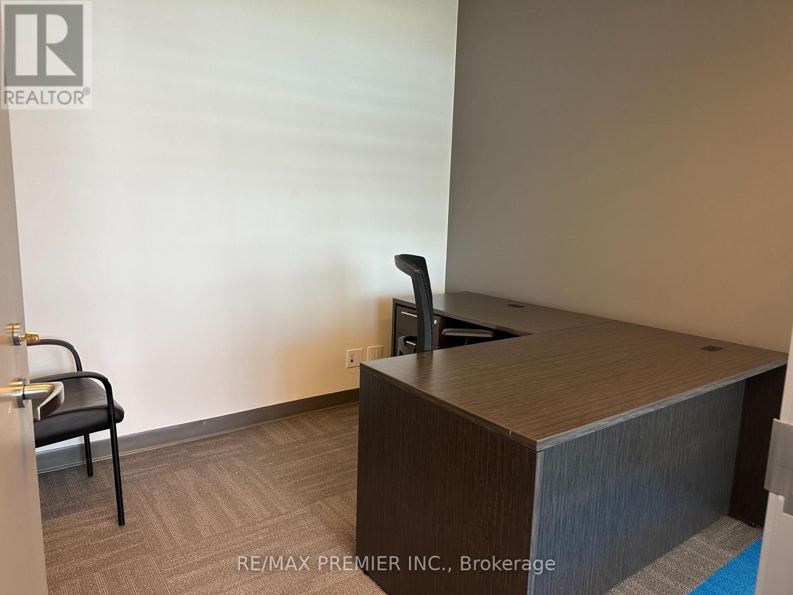 505-23 - 5060 Spectrum Way Property Photo 7