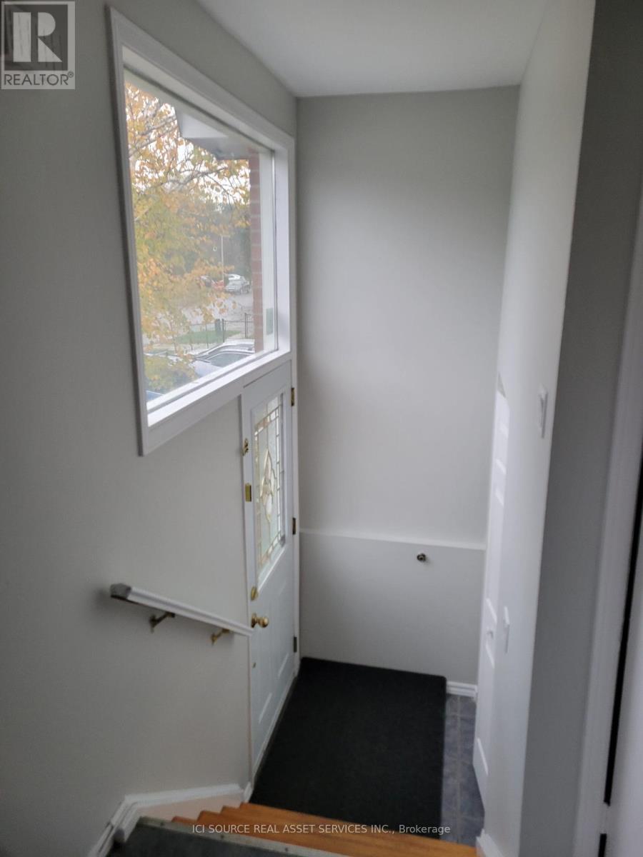 UPPER - 133 MILL STREET N Property Photo 1
