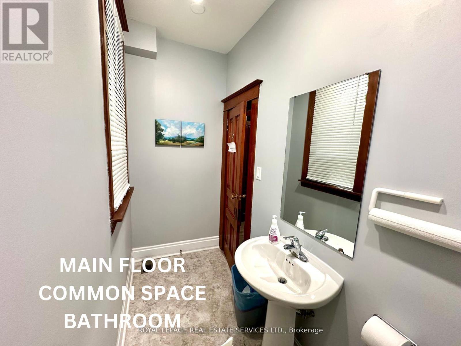 2nd Fl - 268 Main Street N Property Photo 15
