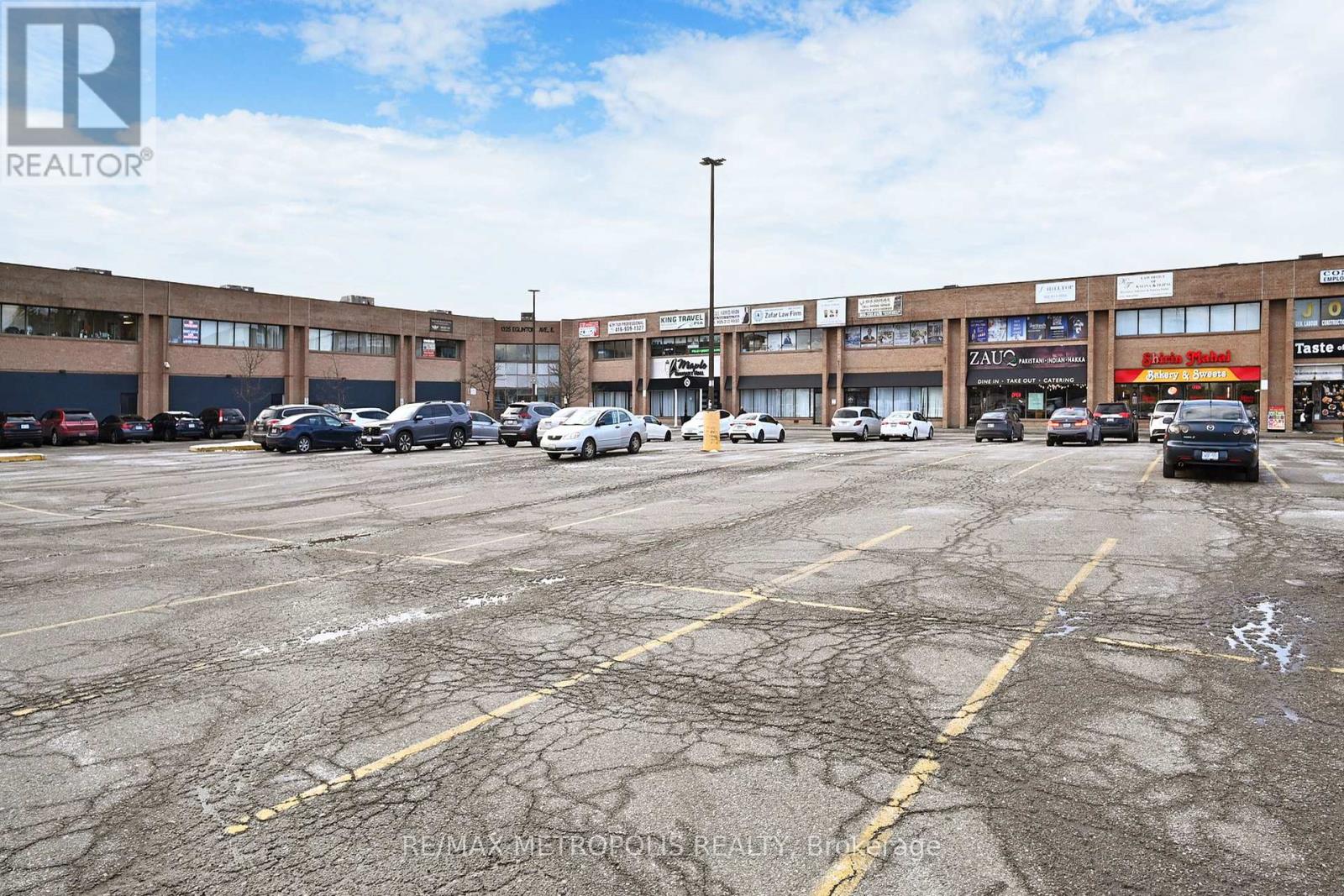214 - 1325 Eglinton Avenue E Property Photo 1