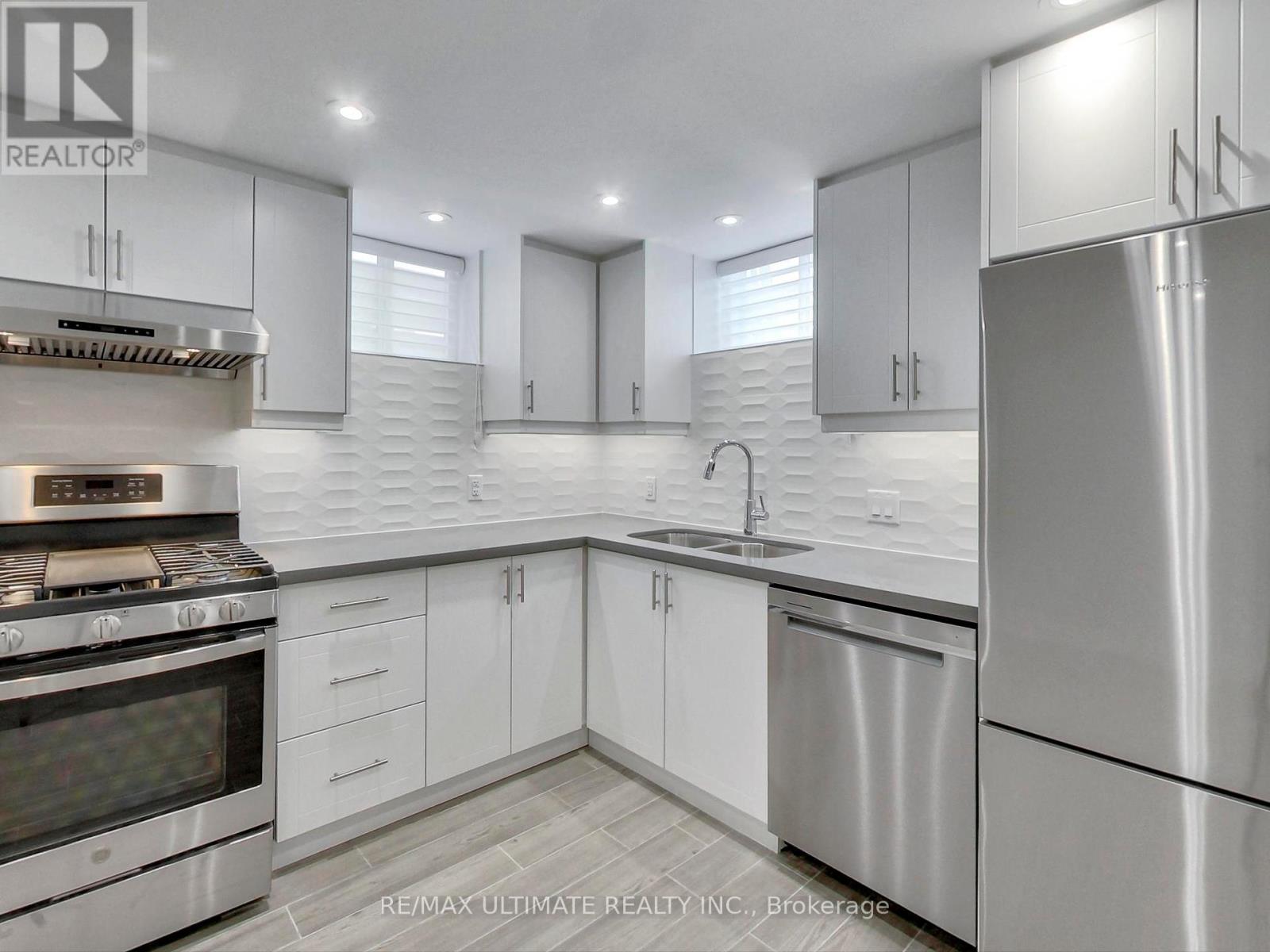 Apt #4 - 115 Wallace Avenue Property Photo 8