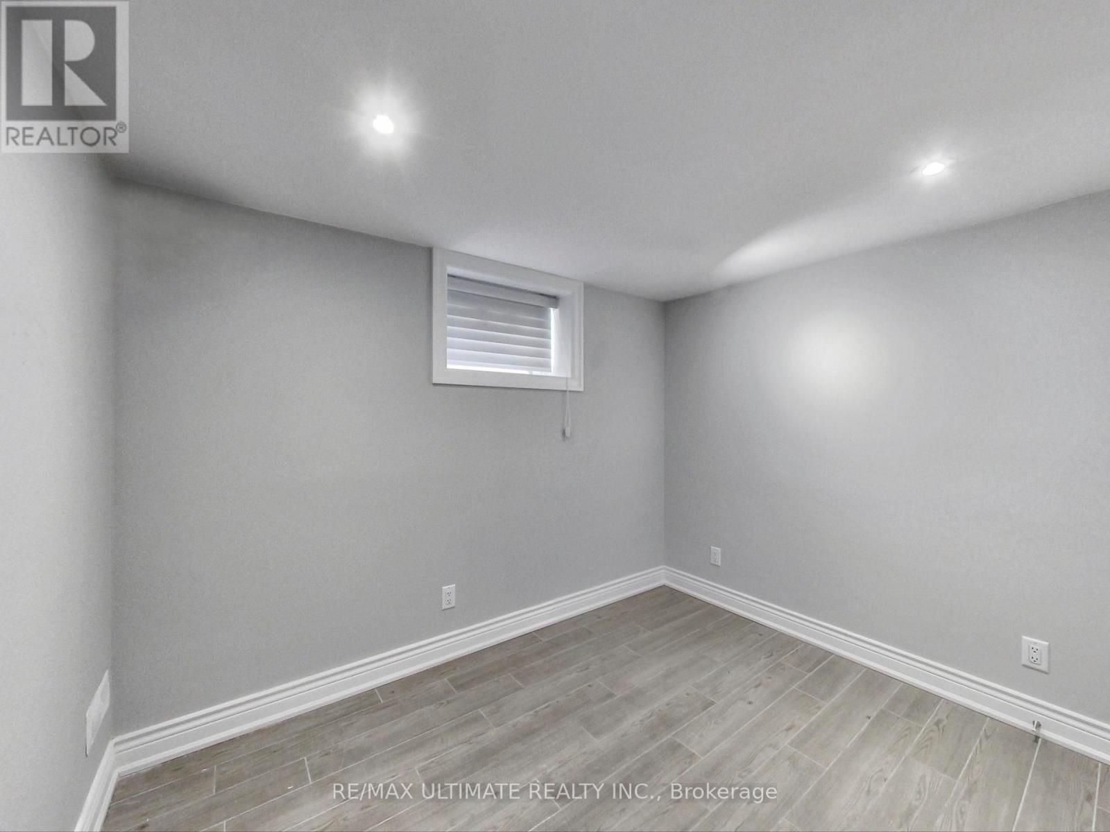 Apt #4 - 115 Wallace Avenue Property Photo 9