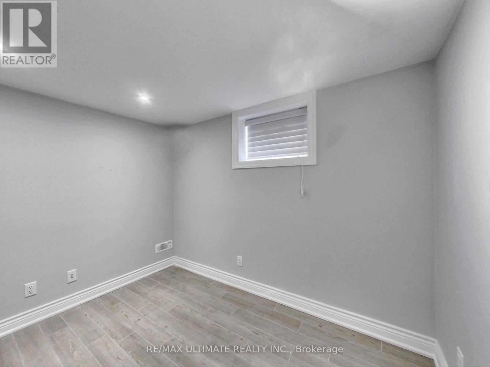 Apt #4 - 115 Wallace Avenue Property Photo 10