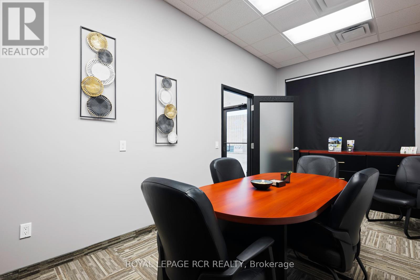 103 - 685 Riddell Road Property Photo 18