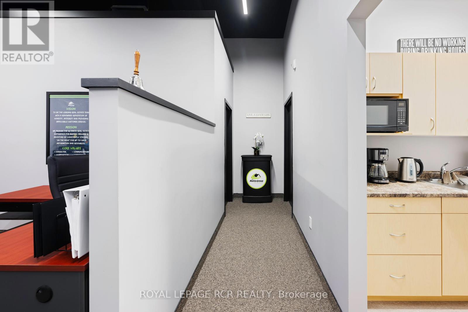 103 - 685 Riddell Road Property Photo 30