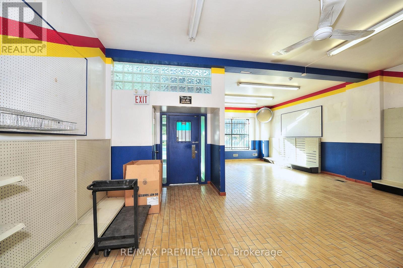 Unit G - 2120 Eglinton Avenue W Property Photo 7
