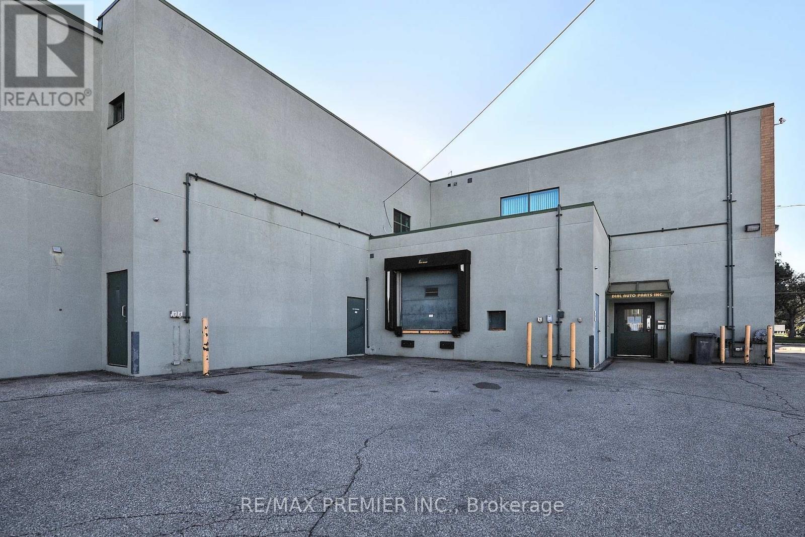 Unit G - 2120 Eglinton Avenue W Property Photo 12