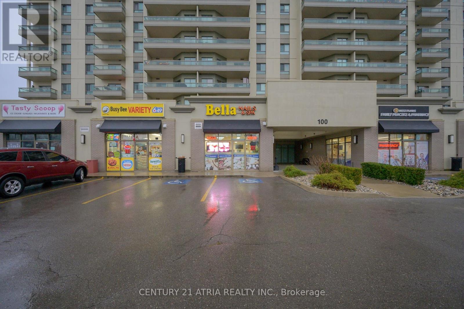 30 - 100 Plains Road W Property Photo 20