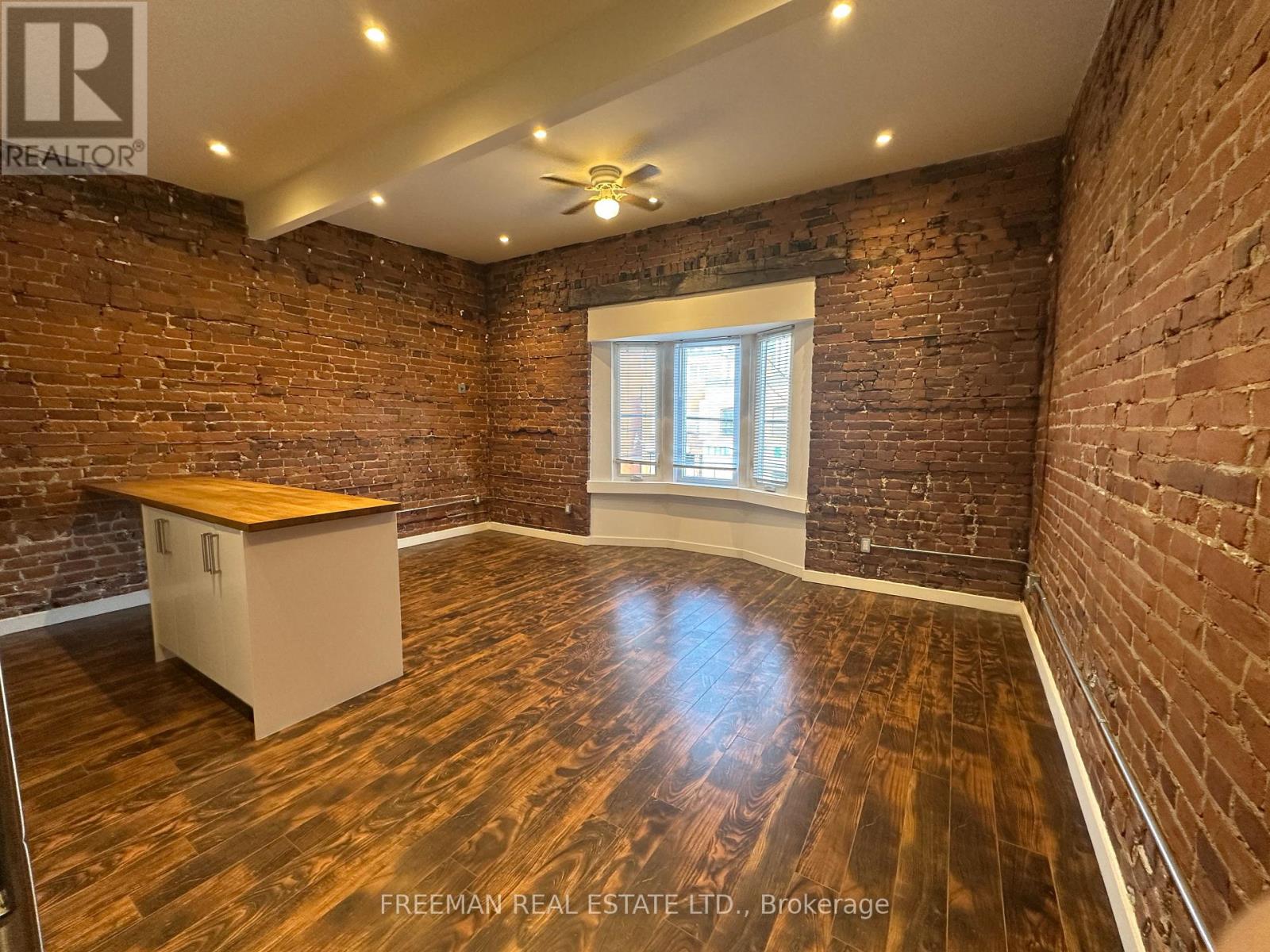 2 - 1190 Weston Road Property Photo 10