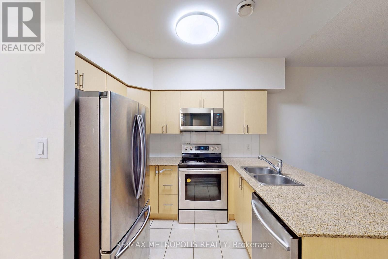 712 - 7405 Goreway Drive Property Photo 3