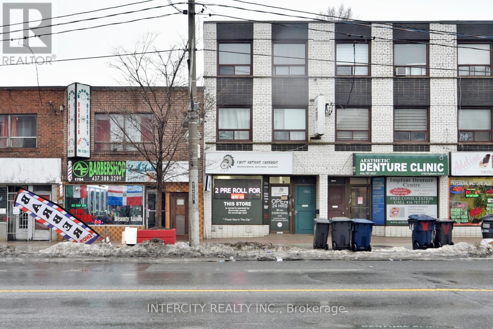 1752 Eglinton Avenue W Property Photo 3
