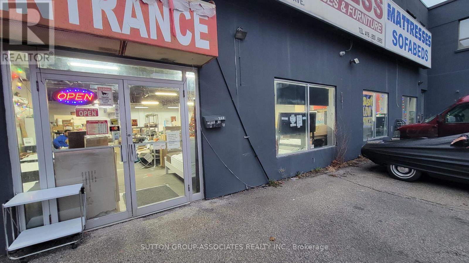 262 Geary Avenue Property Photo 6