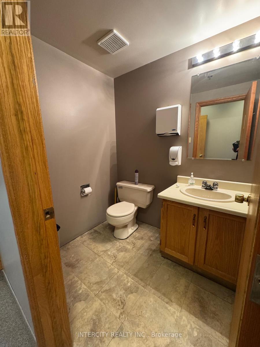 20 - 7370 Bramalea Road Property Photo 14