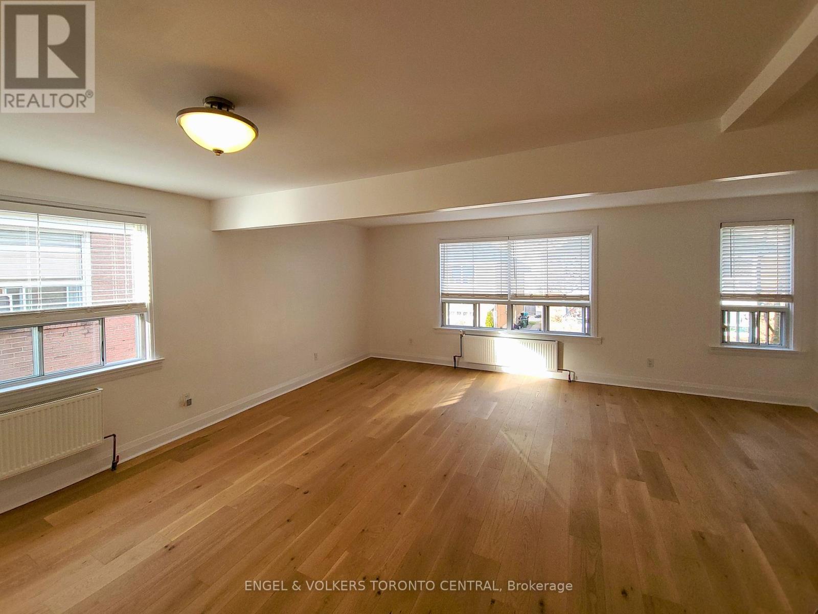 3 - 20 Norris Crescent Property Photo 1