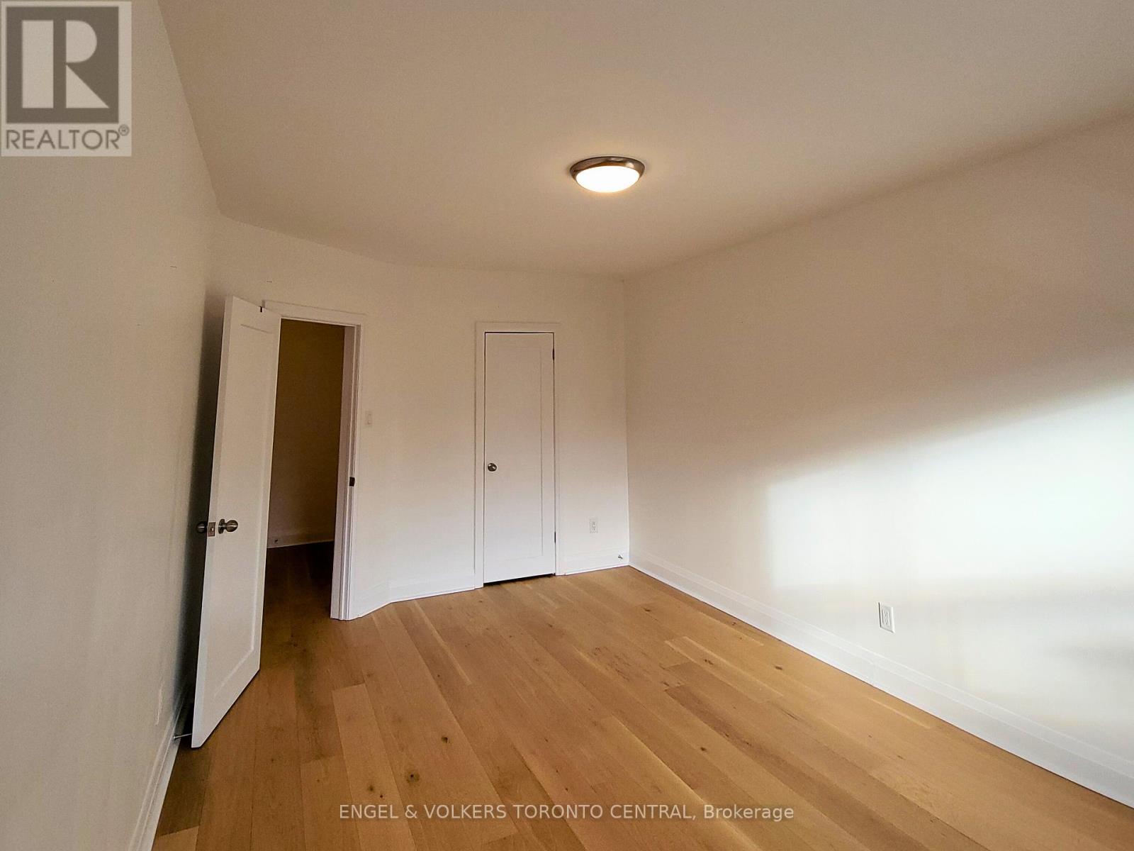 3 - 20 Norris Crescent Property Photo 5