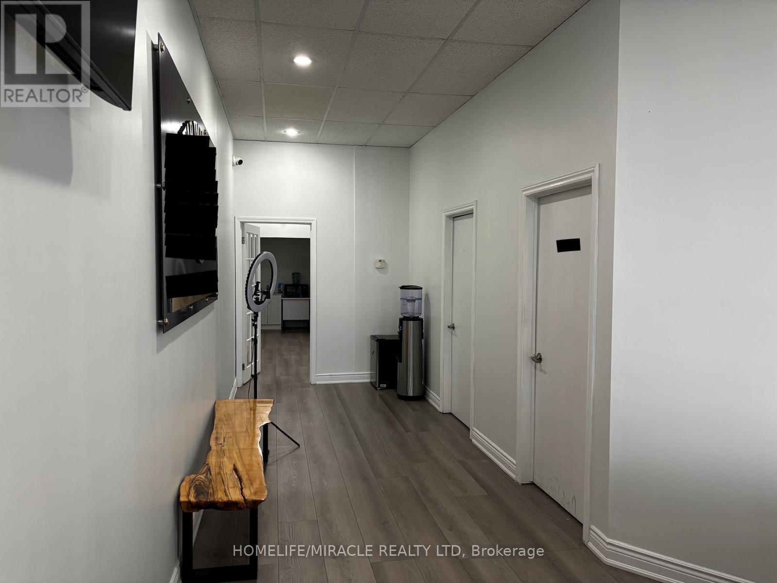 2 - 341 Parkhurst Square Property Photo 5