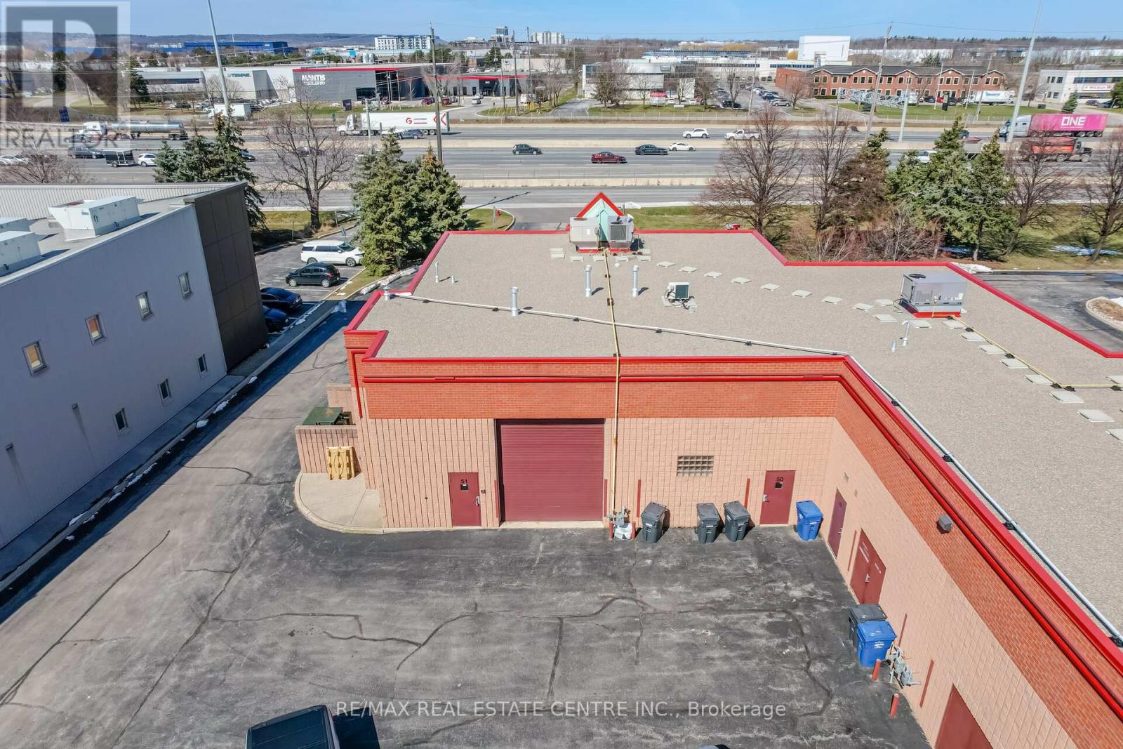 50,51 - 5100 South Service Road Property Photo 40
