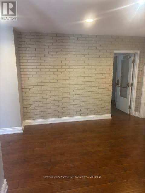 21 - 323 Church Street Property Photo 2