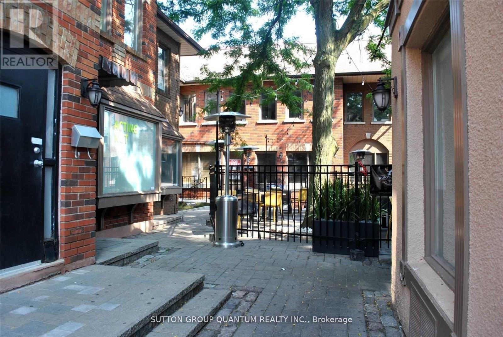 21 - 323 Church Street Property Photo 15