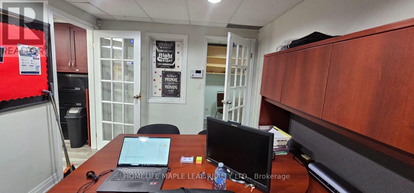 4 - 2575 Steeles Avenue E Property Photo 7