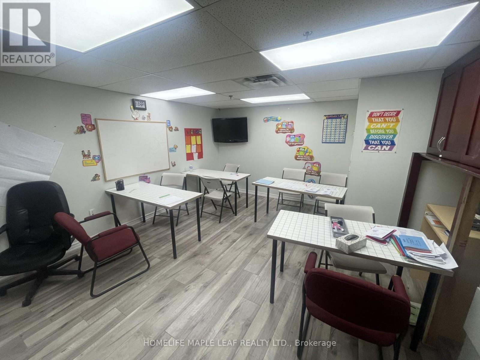 4 - 2575 Steeles Avenue E Property Photo 8