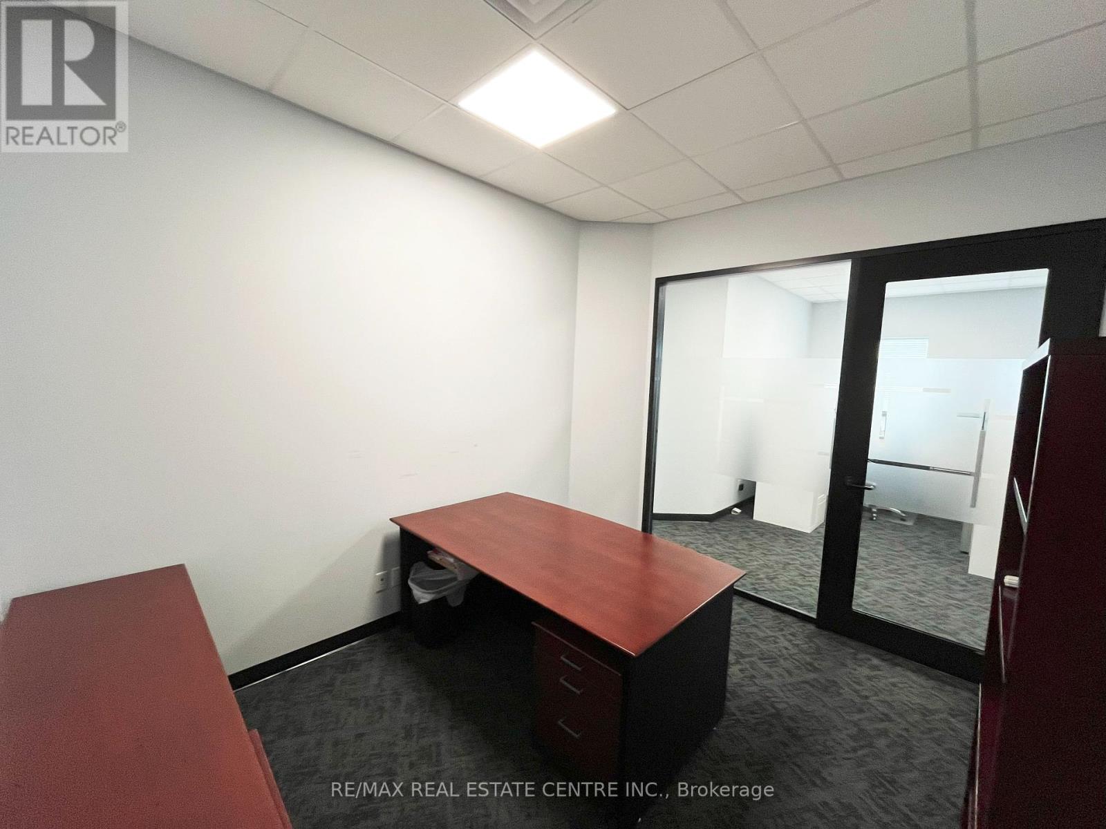 2 - 2170 Speers Road Property Photo 22