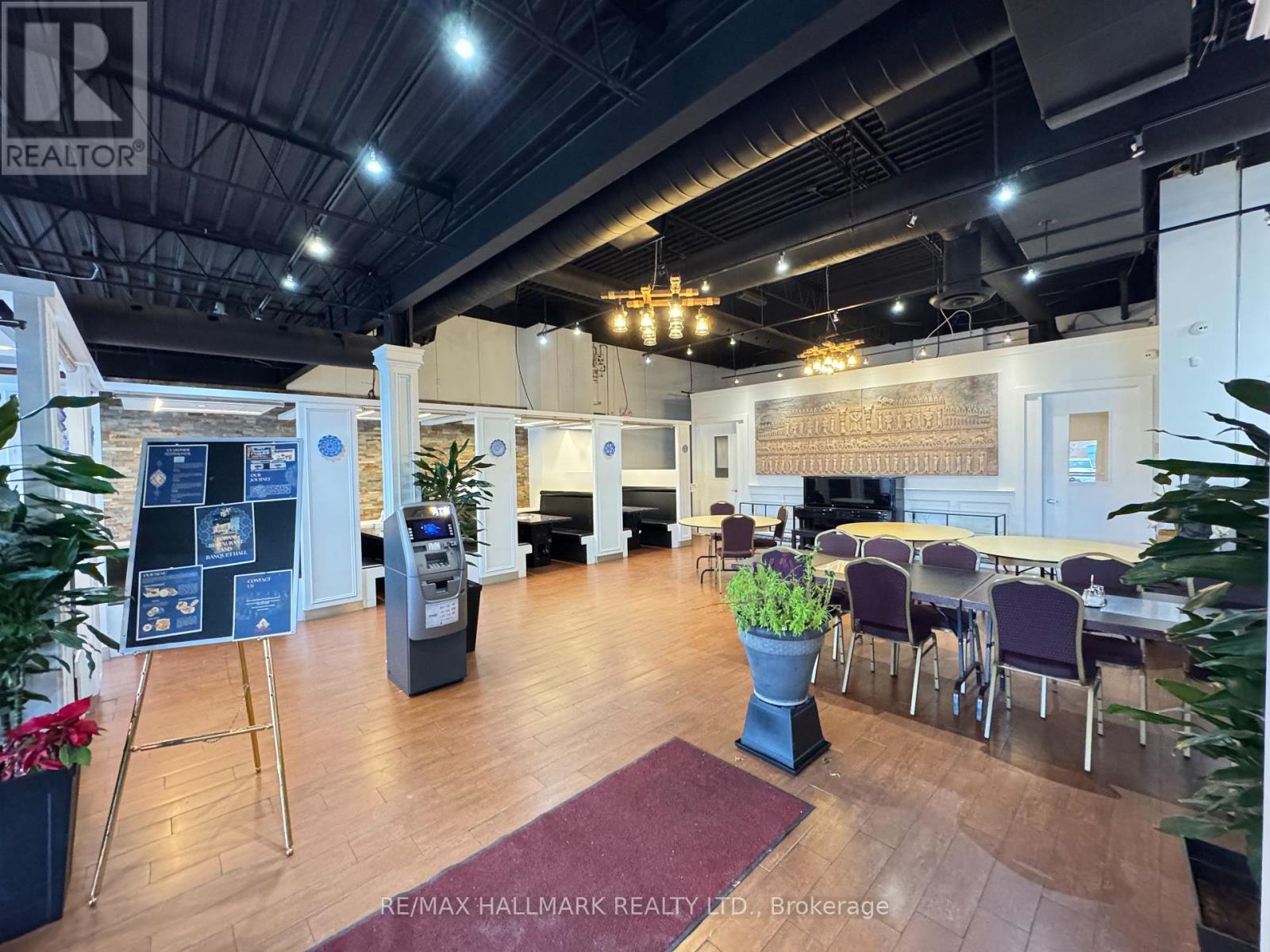 4&5 - 1101 Finch Avenue W Property Photo 1