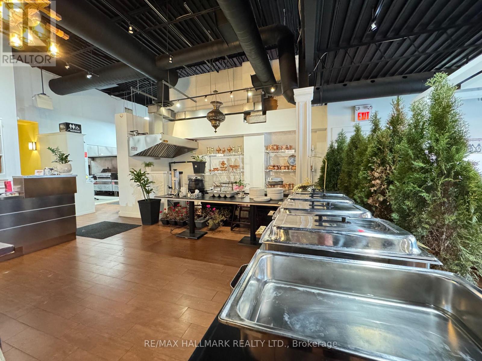 4&5 - 1101 Finch Avenue W Property Photo 24