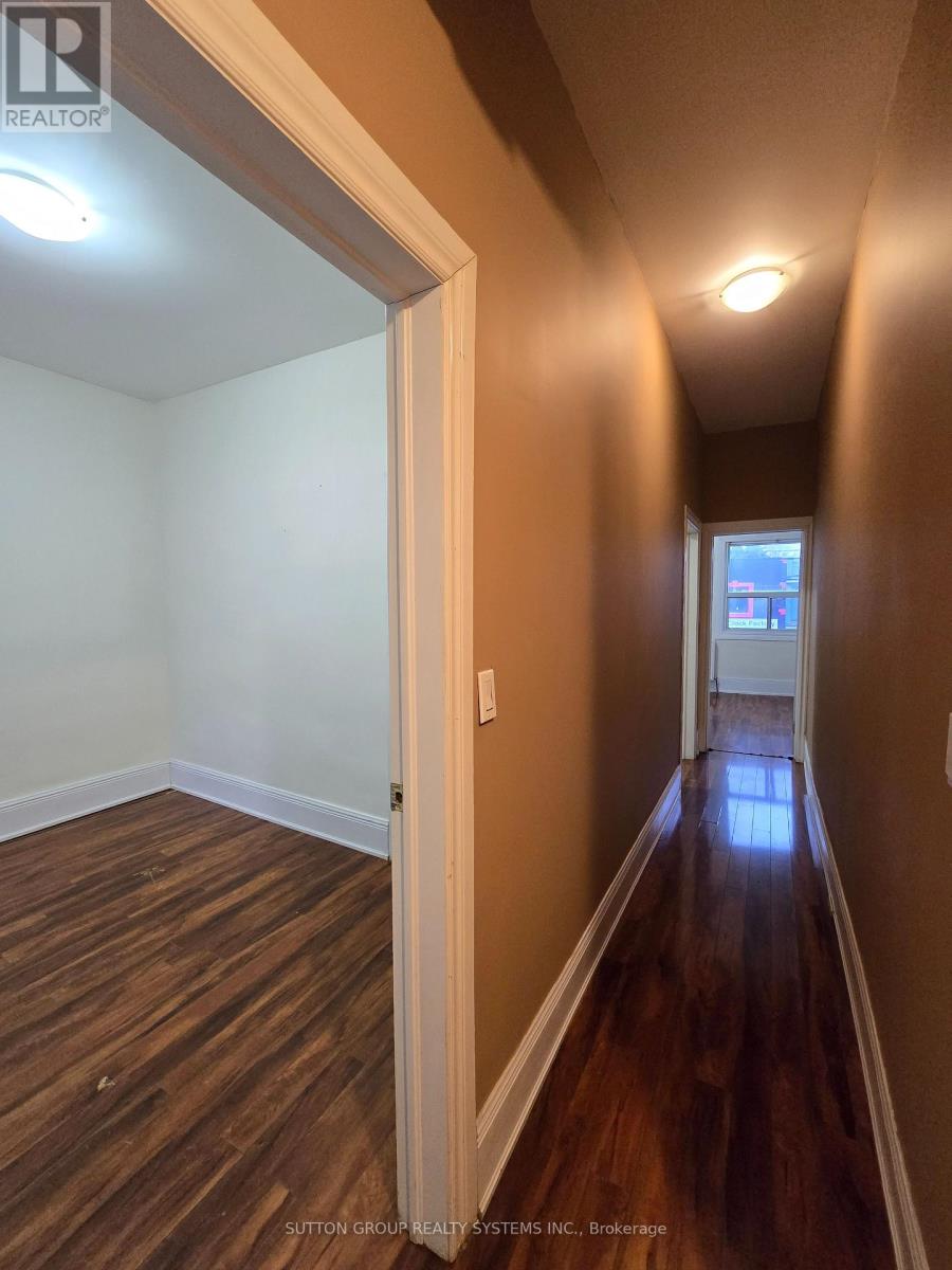 2 - 2886 Lake Shore Boulevard W Property Photo 6