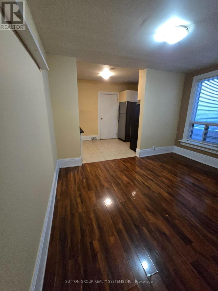 2 - 2886 Lake Shore Boulevard W Property Photo 11