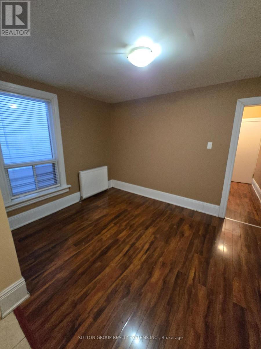 2 - 2886 Lake Shore Boulevard W Property Photo 12