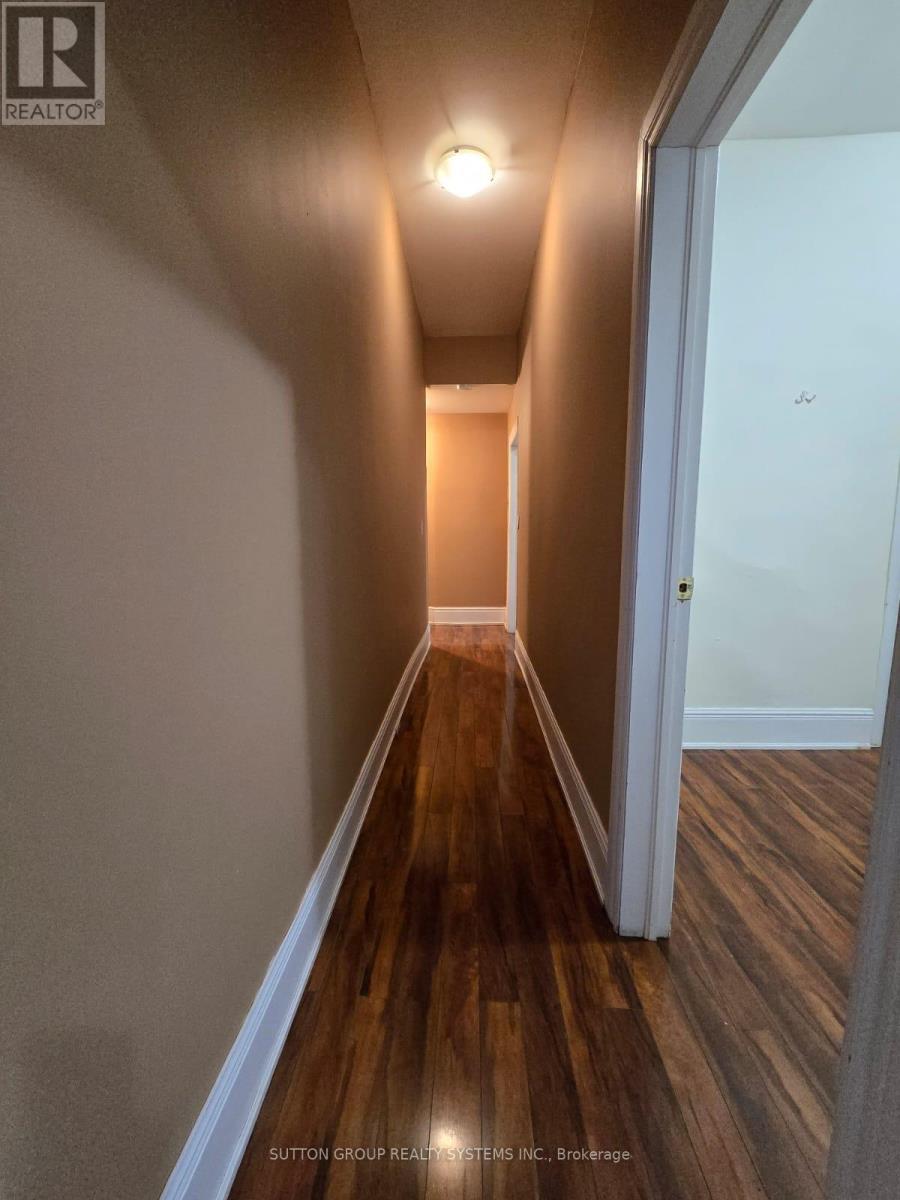 2 - 2886 Lake Shore Boulevard W Property Photo 23