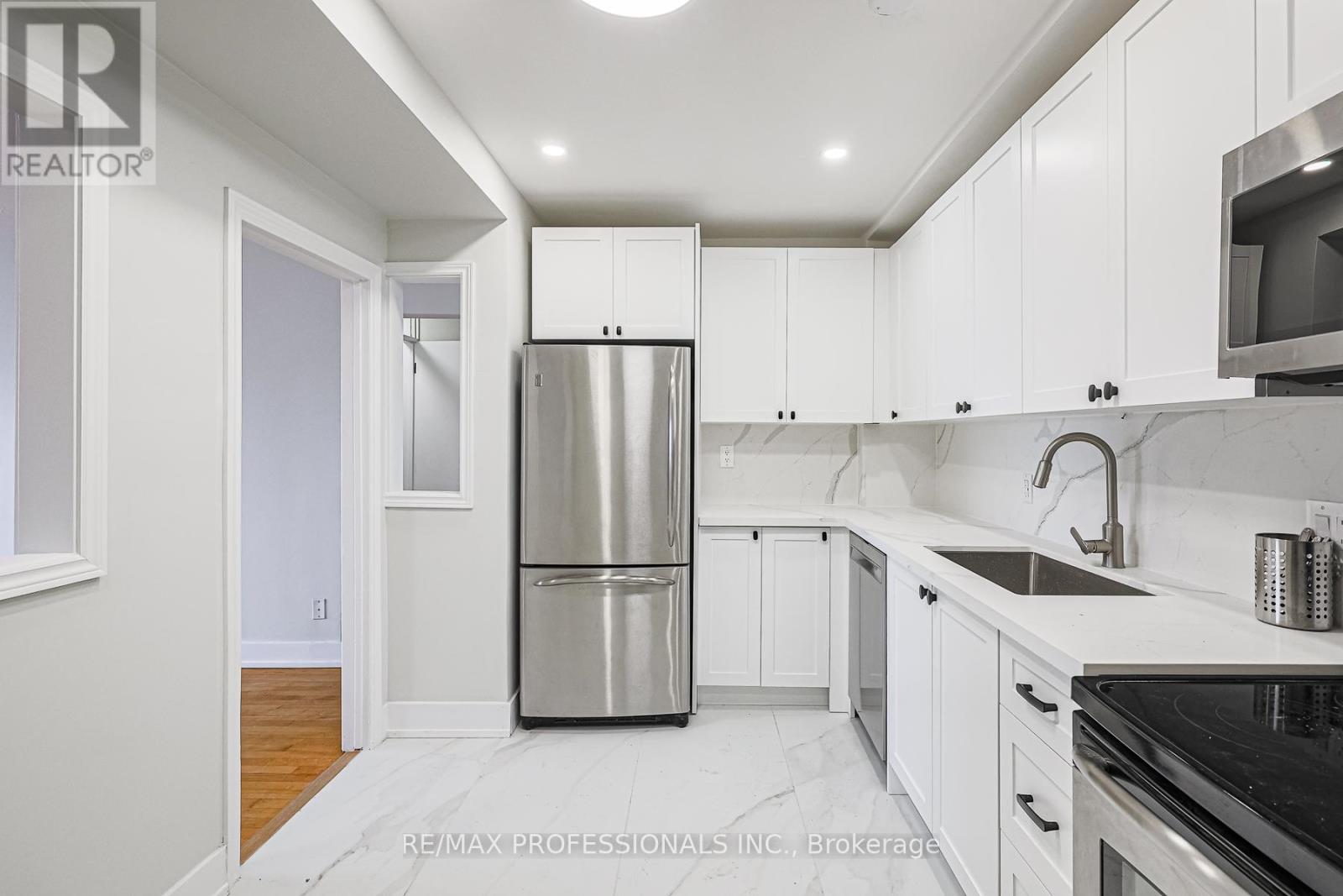 874 Brown's Line Property Photo 22