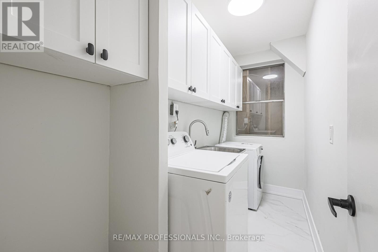 874 Brown's Line Property Photo 25