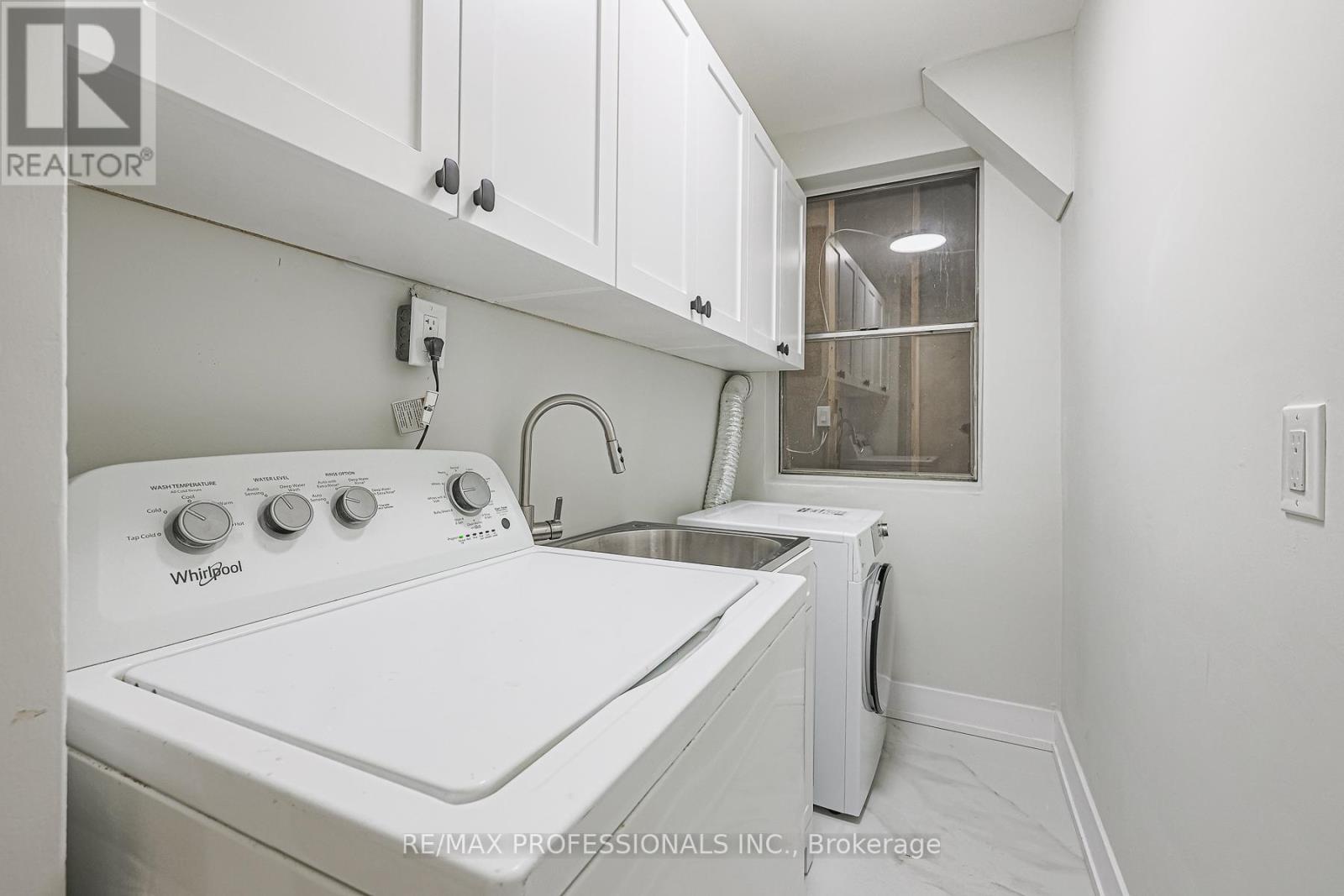 874 Brown's Line Property Photo 26