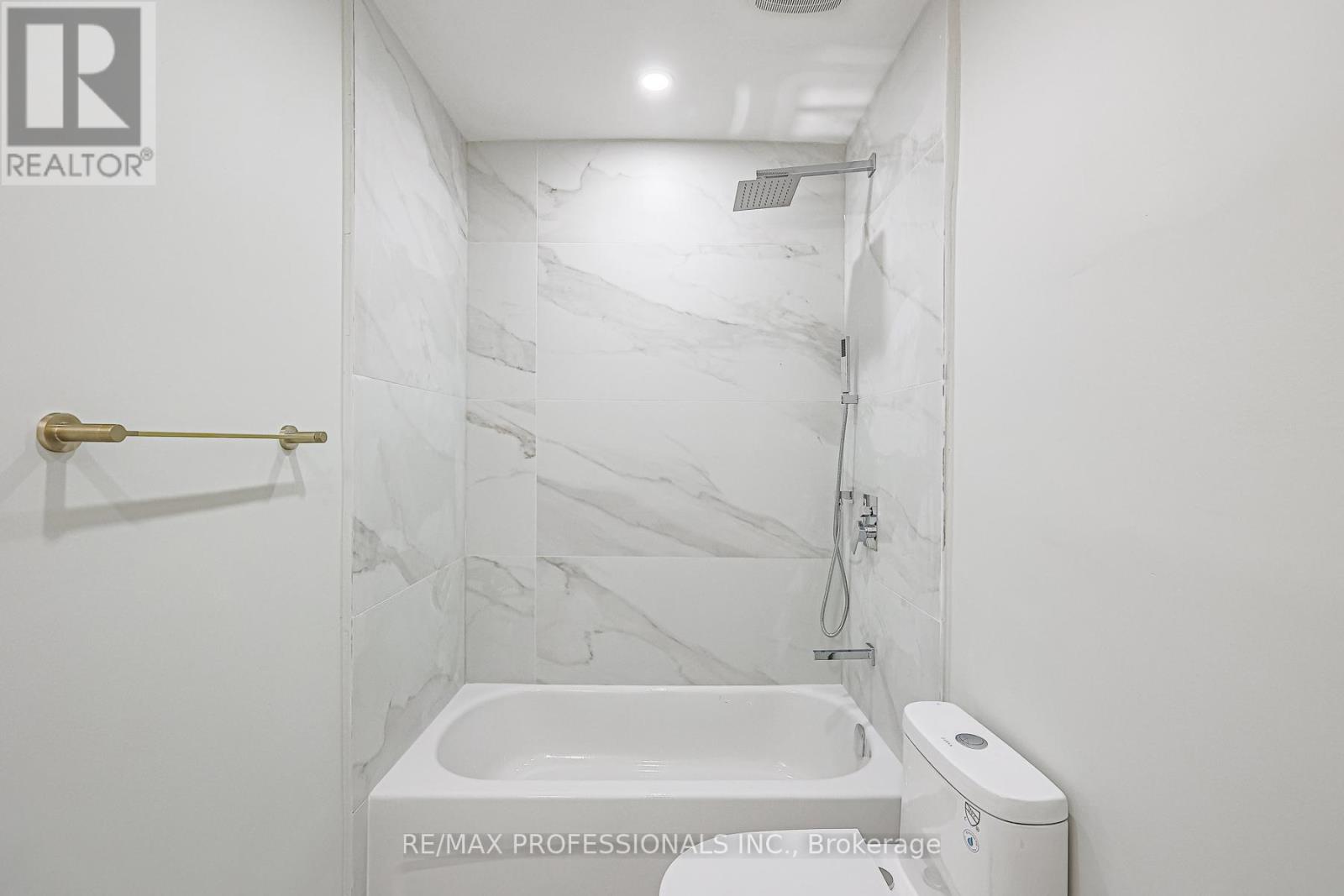 874 Brown's Line Property Photo 28