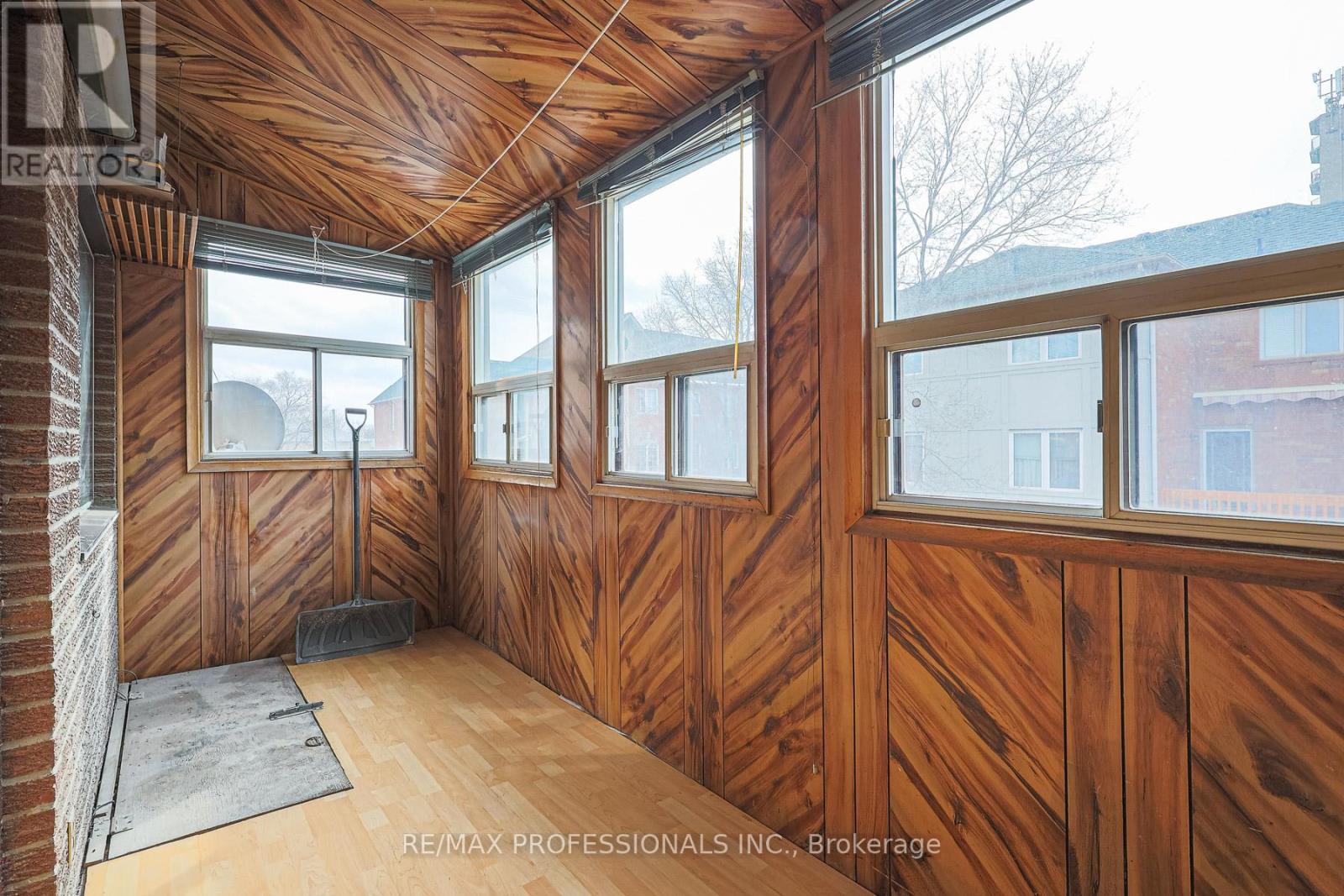 874 Brown's Line Property Photo 38