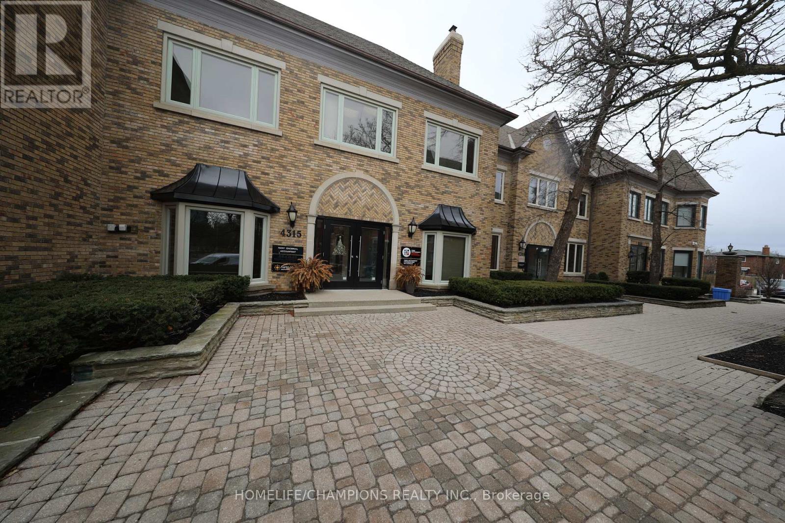 4315 Village Centre Court Property Photo 3