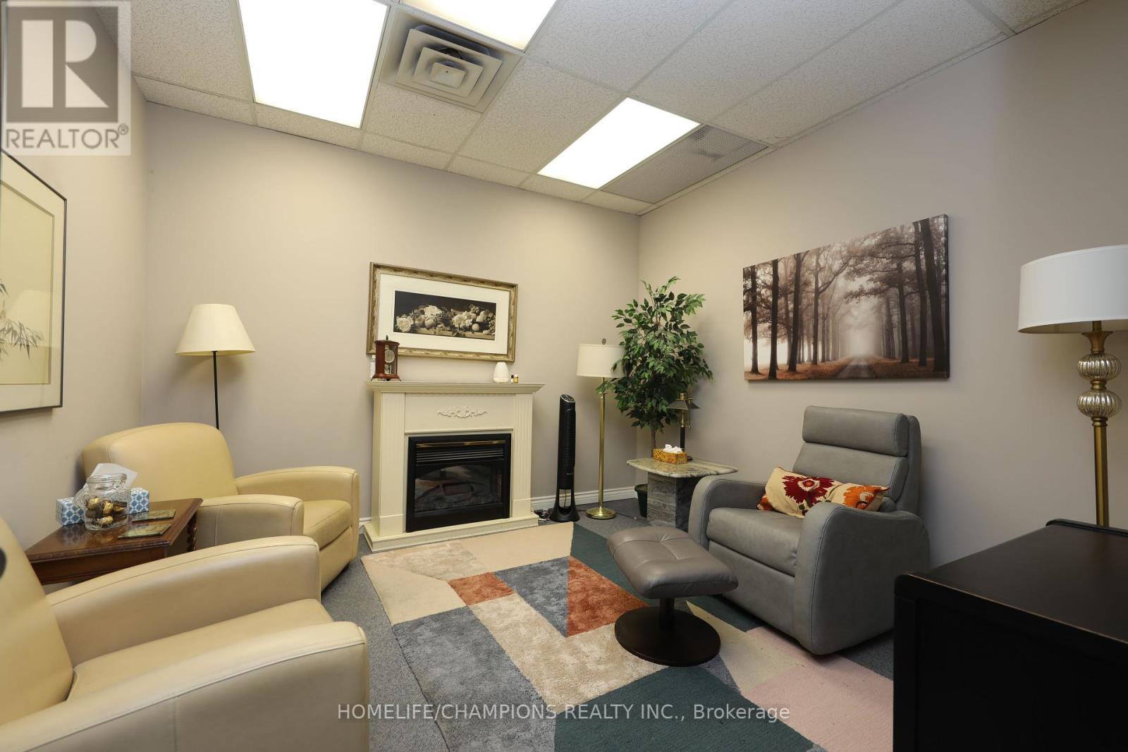 4315 Village Centre Court Property Photo 9