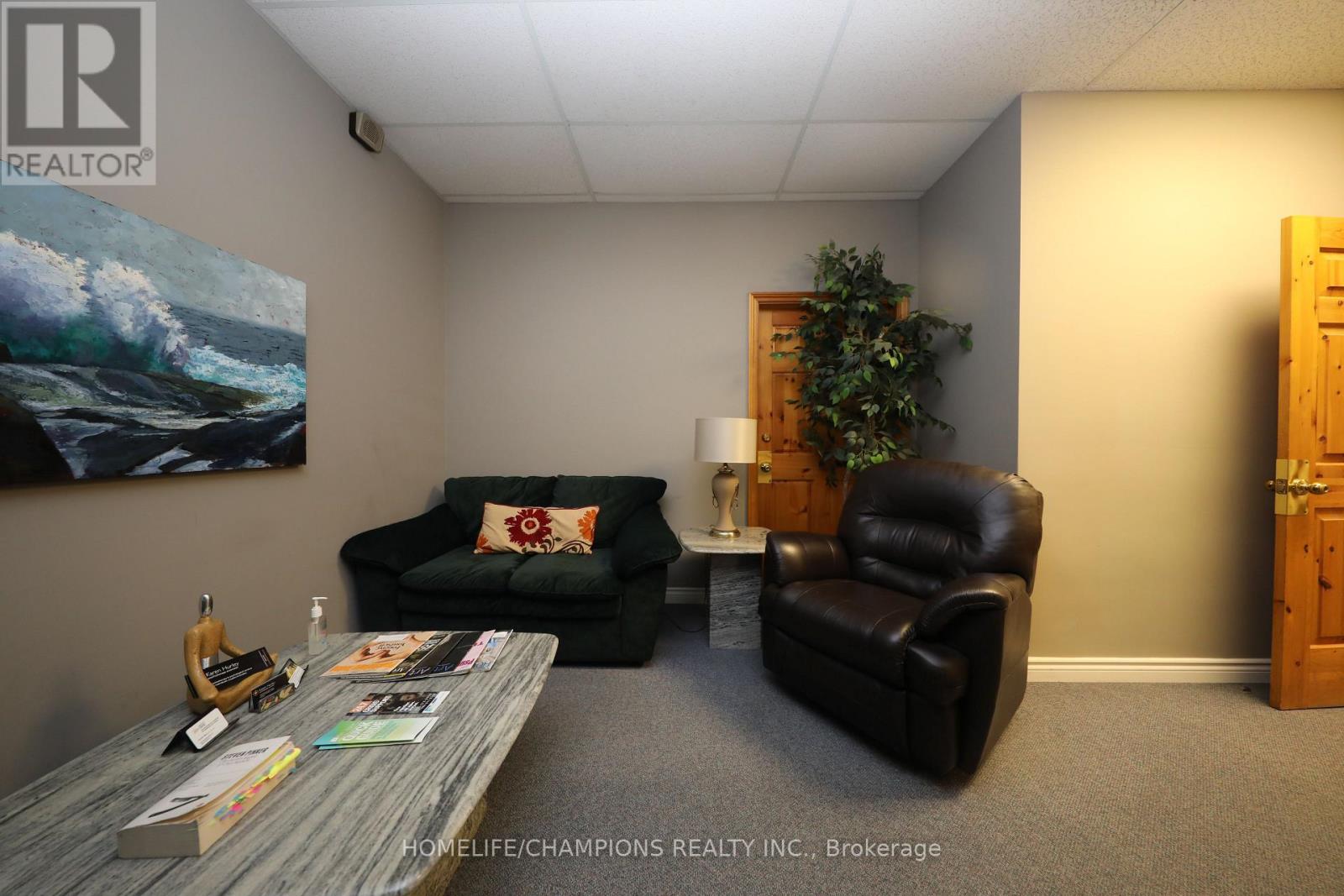 4315 Village Centre Court Property Photo 10