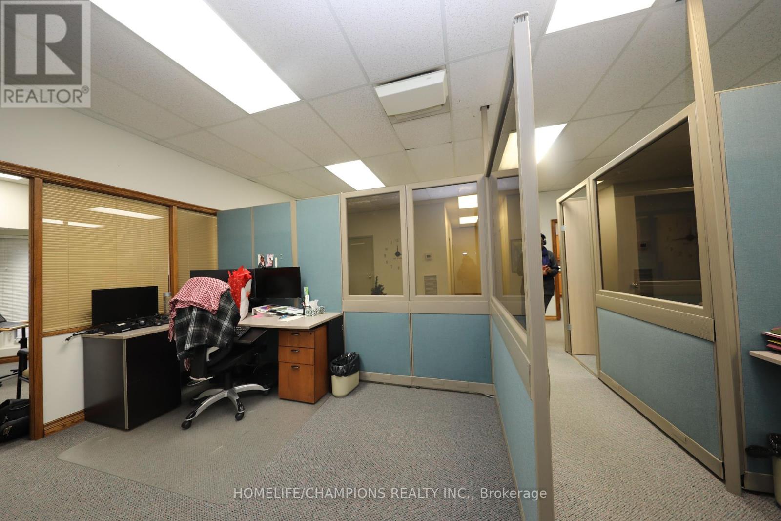 4315 Village Centre Court Property Photo 20