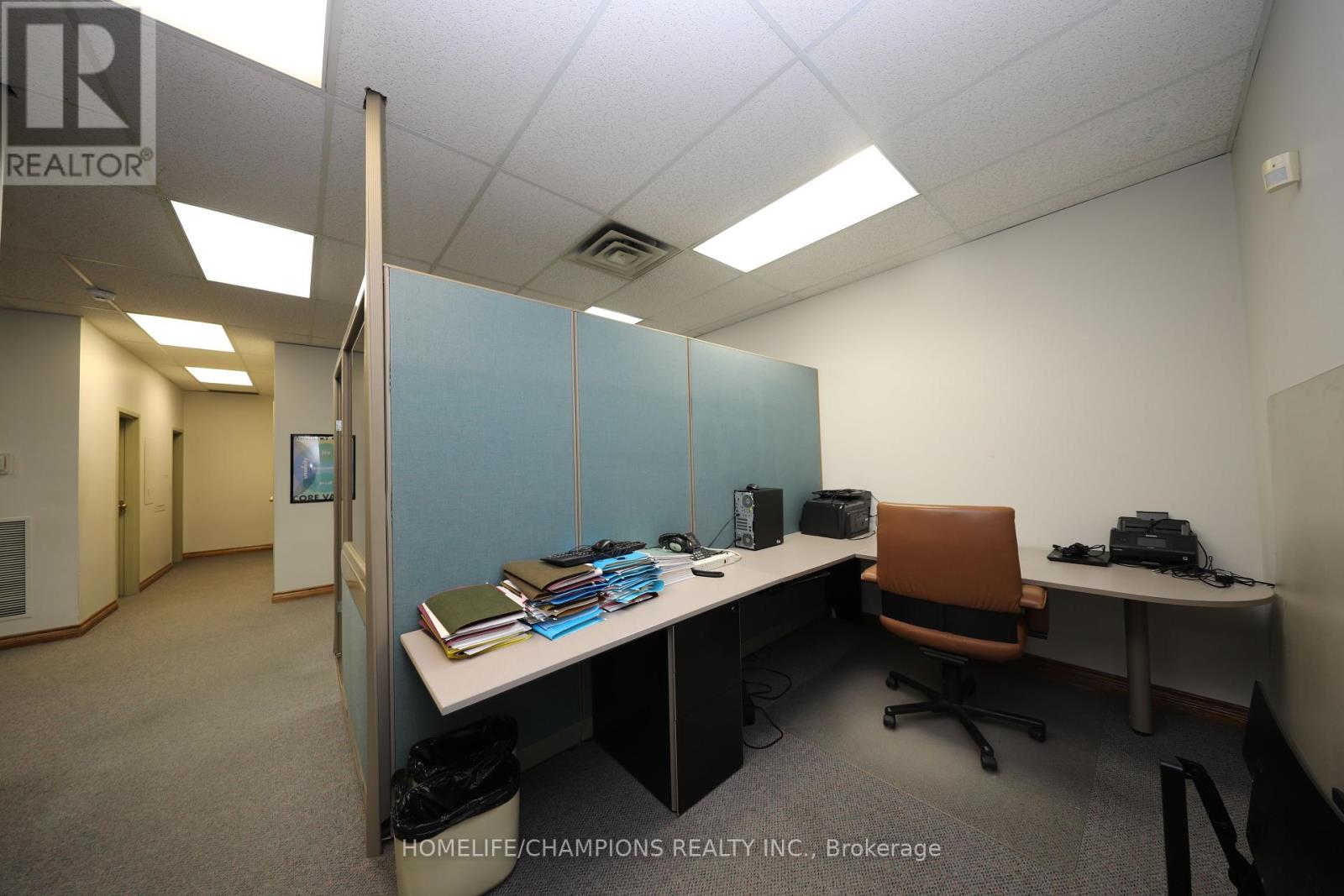 4315 Village Centre Court Property Photo 28
