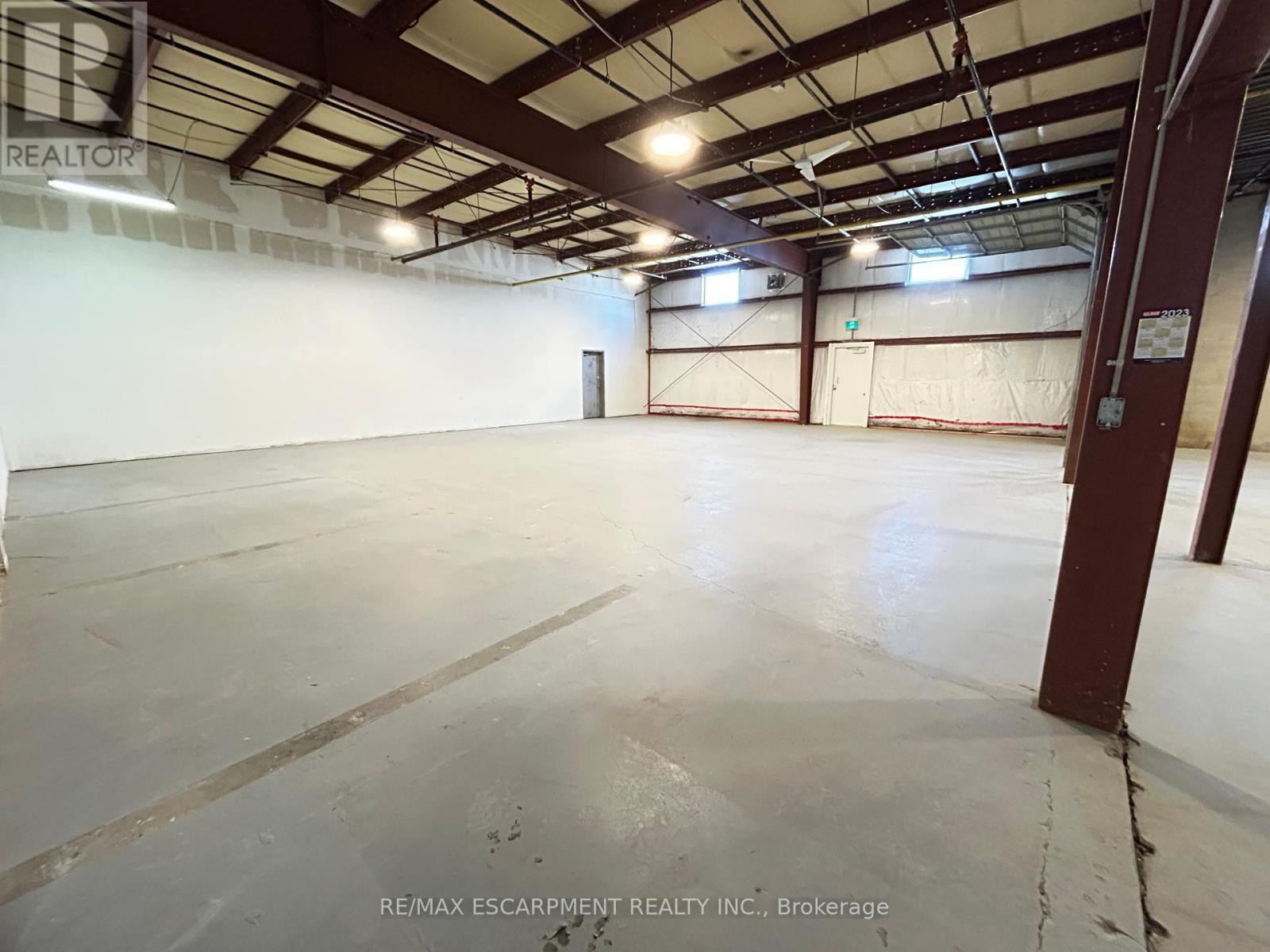 3a - 79 Mountainview Road N Property Photo 10